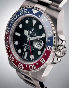 The most eye-catching feature of this red and blue bezel fake Rolex GMT-Master II watch should be the red and blue ceramic bezel, with firm quality, which just accord with the requirements of outstanding performance and reliable functions.