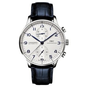 As one of the most popular watches of IWC, this fake IWC with the delicate appearance also attracted a lot of people.
