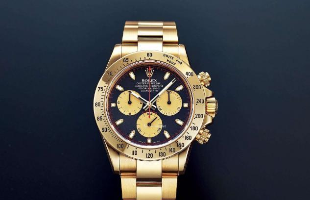 Copy Rolex watches with golden cases are quite hot.