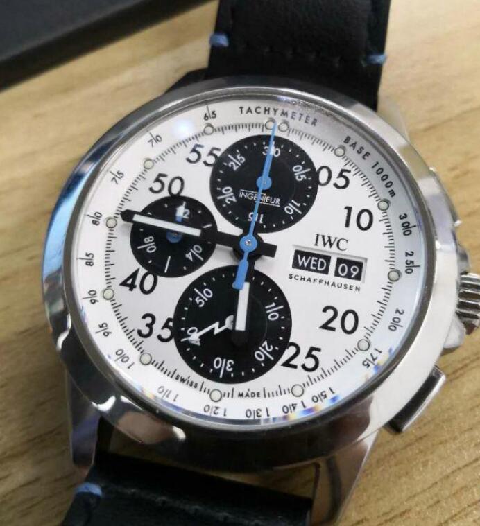 The black sub-dials are striking on the white dial.